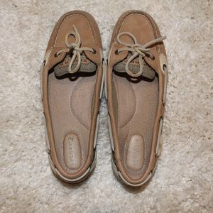 SPERRY ANGELFISH BOAT SHOE (7.5)